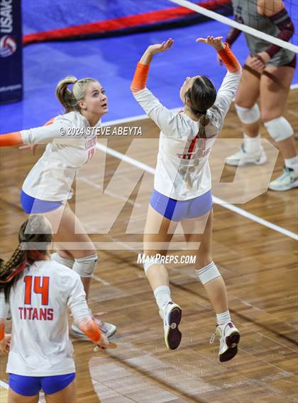 Thumbnail 3 in Legend vs. Cherokee Trail (CHSAA 5A 1st Round Elimination Bracket) photogallery.