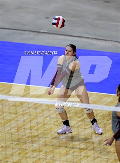 Thumbnail 3 in Legend vs. Cherokee Trail (CHSAA 5A 1st Round Elimination Bracket) photogallery.