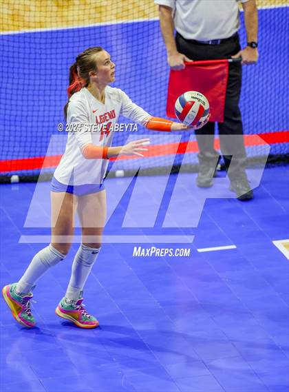 Thumbnail 3 in Legend vs. Cherokee Trail (CHSAA 5A 1st Round Elimination Bracket) photogallery.