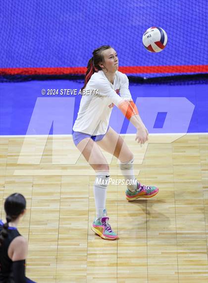 Thumbnail 3 in Legend vs. Cherokee Trail (CHSAA 5A 1st Round Elimination Bracket) photogallery.
