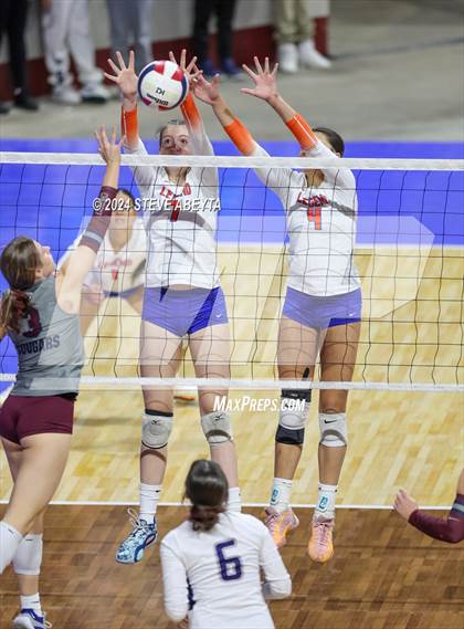 Thumbnail 3 in Legend vs. Cherokee Trail (CHSAA 5A 1st Round Elimination Bracket) photogallery.