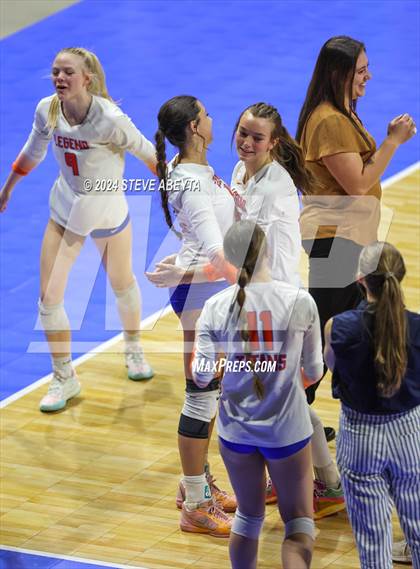 Thumbnail 3 in Legend vs. Cherokee Trail (CHSAA 5A 1st Round Elimination Bracket) photogallery.