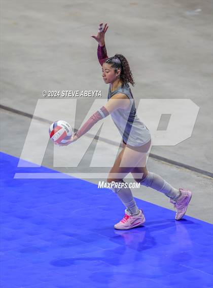 Thumbnail 1 in Legend vs. Cherokee Trail (CHSAA 5A 1st Round Elimination Bracket) photogallery.