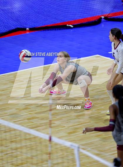 Thumbnail 3 in Legend vs. Cherokee Trail (CHSAA 5A 1st Round Elimination Bracket) photogallery.