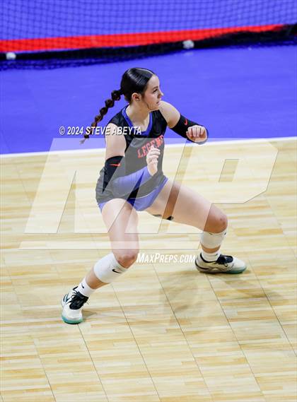 Thumbnail 1 in Legend vs. Cherokee Trail (CHSAA 5A 1st Round Elimination Bracket) photogallery.