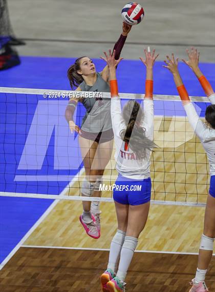 Thumbnail 3 in Legend vs. Cherokee Trail (CHSAA 5A 1st Round Elimination Bracket) photogallery.