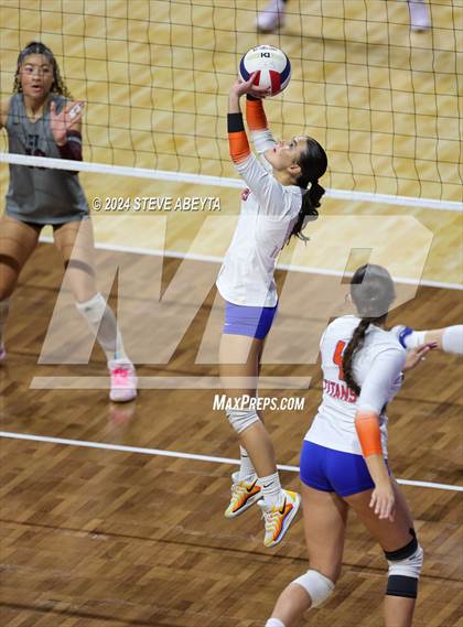 Thumbnail 3 in Legend vs. Cherokee Trail (CHSAA 5A 1st Round Elimination Bracket) photogallery.