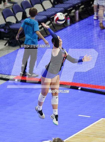 Thumbnail 1 in Legend vs. Cherokee Trail (CHSAA 5A 1st Round Elimination Bracket) photogallery.