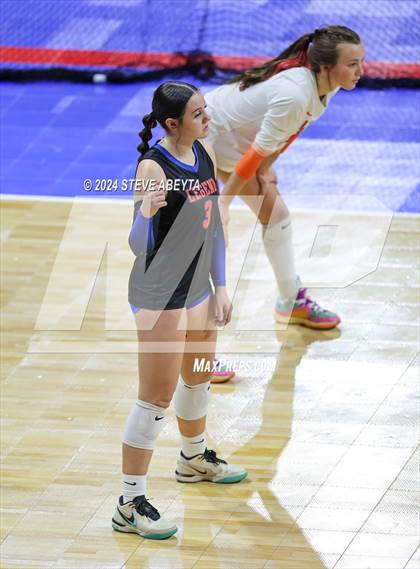 Thumbnail 1 in Legend vs. Cherokee Trail (CHSAA 5A 1st Round Elimination Bracket) photogallery.