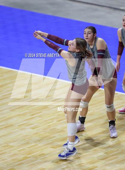 Thumbnail 2 in Legend vs. Cherokee Trail (CHSAA 5A 1st Round Elimination Bracket) photogallery.