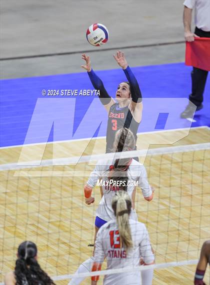 Thumbnail 3 in Legend vs. Cherokee Trail (CHSAA 5A 1st Round Elimination Bracket) photogallery.