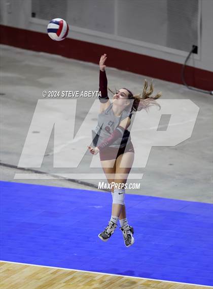 Thumbnail 2 in Legend vs. Cherokee Trail (CHSAA 5A 1st Round Elimination Bracket) photogallery.