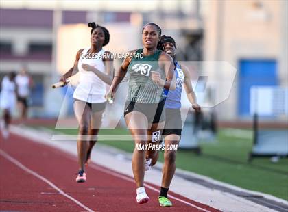 Thumbnail 2 in UIL 6A District 14 Region 2 Track and Field Meet photogallery.