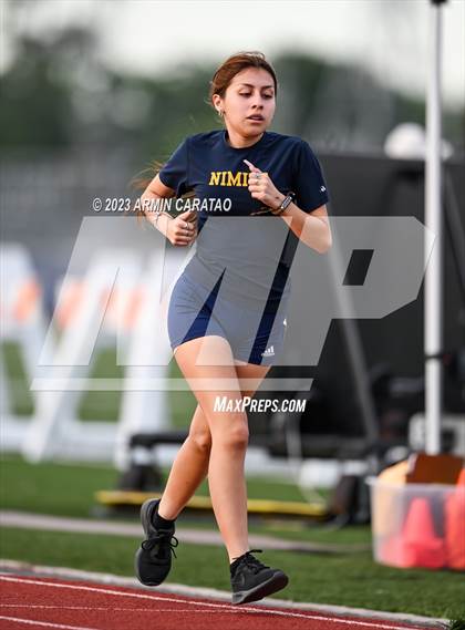 Thumbnail 2 in UIL 6A District 14 Region 2 Track and Field Meet photogallery.