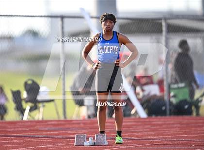 Thumbnail 3 in UIL 6A District 14 Region 2 Track and Field Meet photogallery.