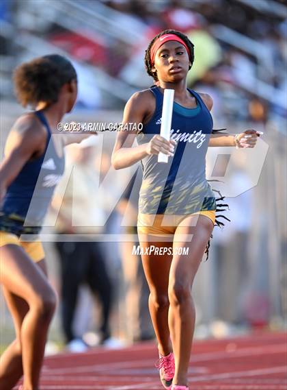 Thumbnail 2 in UIL 6A District 14 Region 2 Track and Field Meet photogallery.