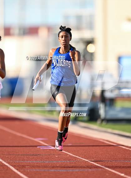 Thumbnail 2 in UIL 6A District 14 Region 2 Track and Field Meet photogallery.