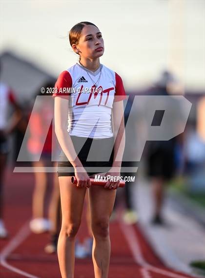 Thumbnail 1 in UIL 6A District 14 Region 2 Track and Field Meet photogallery.