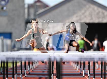 Thumbnail 2 in UIL 6A District 14 Region 2 Track and Field Meet photogallery.