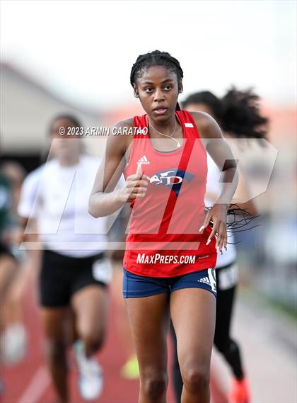 Thumbnail 2 in UIL 6A District 14 Region 2 Track and Field Meet photogallery.