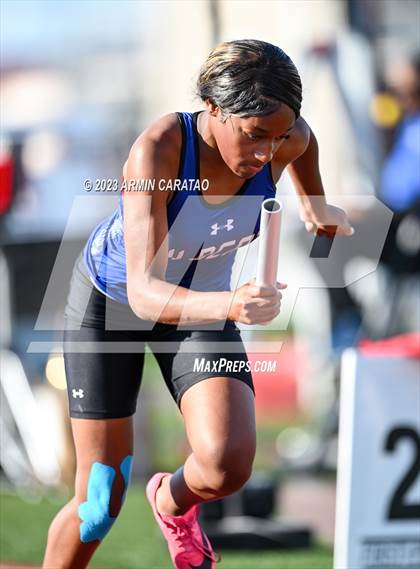 Thumbnail 2 in UIL 6A District 14 Region 2 Track and Field Meet photogallery.
