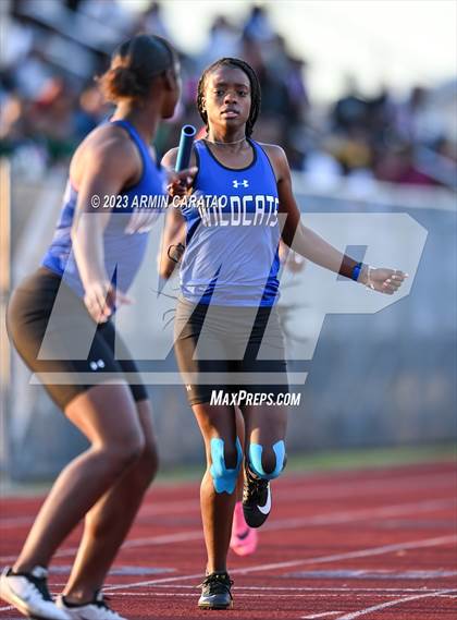 Thumbnail 2 in UIL 6A District 14 Region 2 Track and Field Meet photogallery.