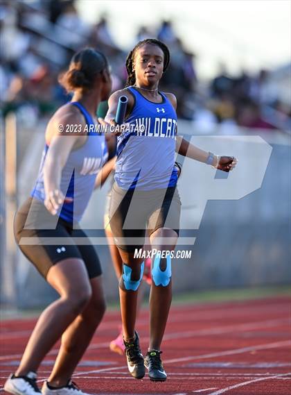 Thumbnail 3 in UIL 6A District 14 Region 2 Track and Field Meet photogallery.