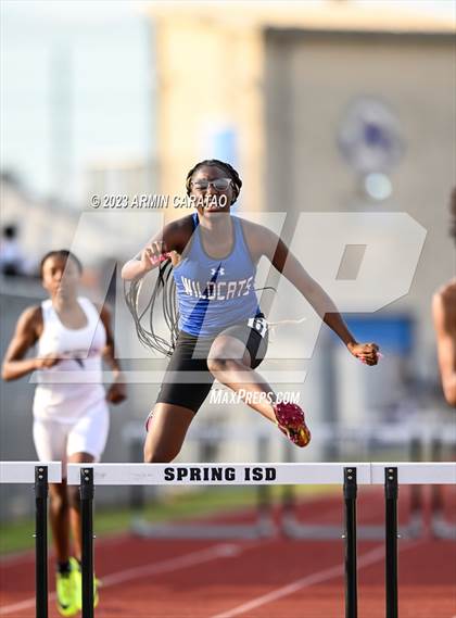 Thumbnail 2 in UIL 6A District 14 Region 2 Track and Field Meet photogallery.