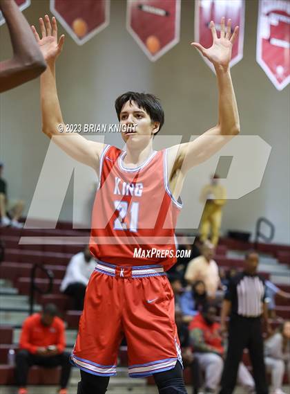 Thumbnail 2 in Wesley Chapel vs. King photogallery.