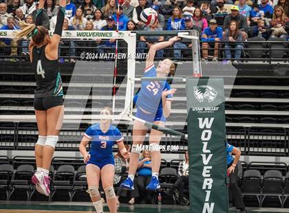 Thumbnail 3 in Canyon View vs. Richfield (UHSAA 3A Finals) photogallery.