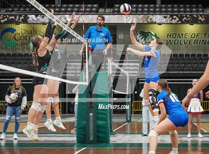 Thumbnail 2 in Canyon View vs. Richfield (UHSAA 3A Finals) photogallery.
