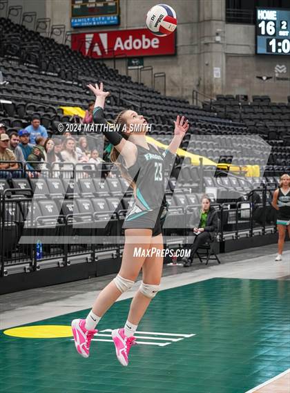 Thumbnail 3 in Canyon View vs. Richfield (UHSAA 3A Finals) photogallery.