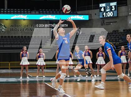 Thumbnail 2 in Canyon View vs. Richfield (UHSAA 3A Finals) photogallery.