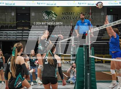 Thumbnail 3 in Canyon View vs. Richfield (UHSAA 3A Finals) photogallery.