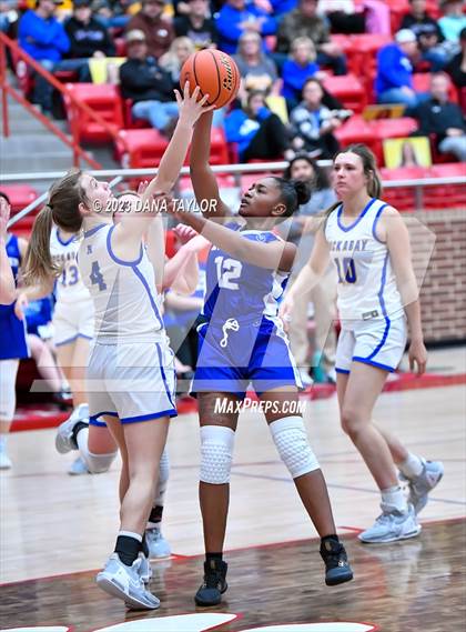 Thumbnail 3 in Huckabay vs. Walnut Springs (UIL 1A Region III Bi-District Playoff) photogallery.