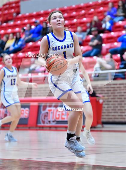 Thumbnail 2 in Huckabay vs. Walnut Springs (UIL 1A Region III Bi-District Playoff) photogallery.