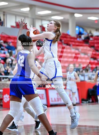 Thumbnail 3 in Huckabay vs. Walnut Springs (UIL 1A Region III Bi-District Playoff) photogallery.