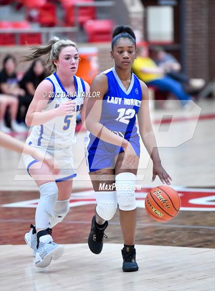 Thumbnail 3 in Huckabay vs. Walnut Springs (UIL 1A Region III Bi-District Playoff) photogallery.