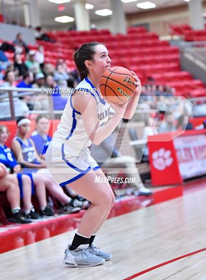 Thumbnail 1 in Huckabay vs. Walnut Springs (UIL 1A Region III Bi-District Playoff) photogallery.
