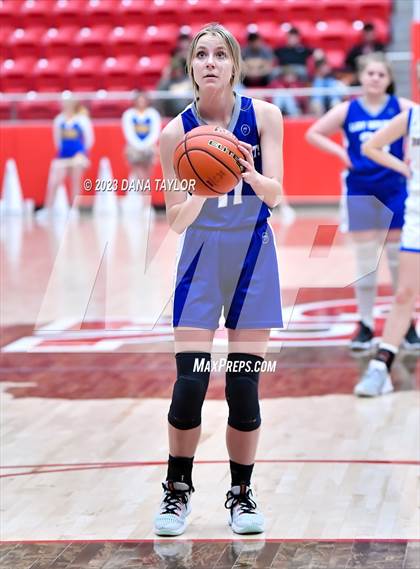 Thumbnail 2 in Huckabay vs. Walnut Springs (UIL 1A Region III Bi-District Playoff) photogallery.
