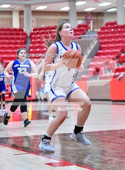 Thumbnail 3 in Huckabay vs. Walnut Springs (UIL 1A Region III Bi-District Playoff) photogallery.
