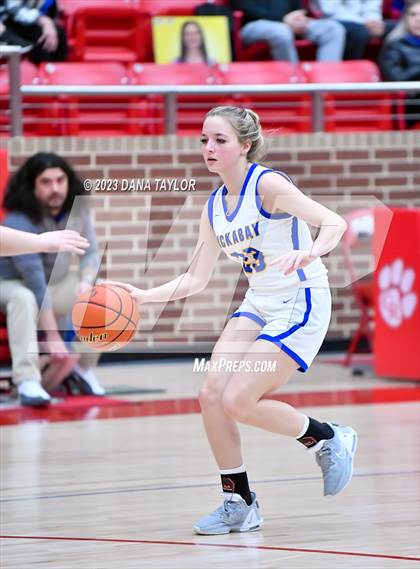 Thumbnail 2 in Huckabay vs. Walnut Springs (UIL 1A Region III Bi-District Playoff) photogallery.