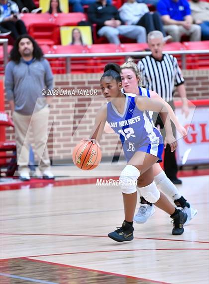 Thumbnail 3 in Huckabay vs. Walnut Springs (UIL 1A Region III Bi-District Playoff) photogallery.