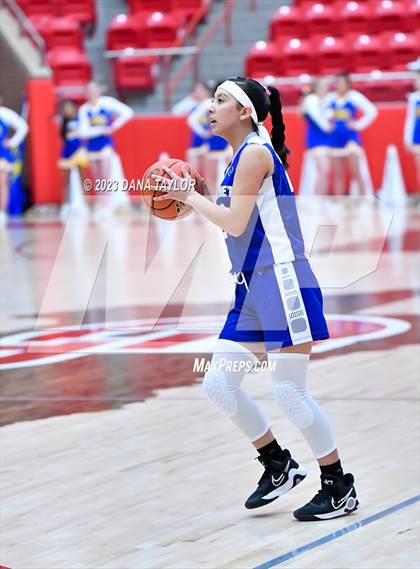 Thumbnail 1 in Huckabay vs. Walnut Springs (UIL 1A Region III Bi-District Playoff) photogallery.