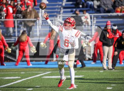 Thumbnail 3 in Everett vs. Central Catholic (MIAA Division 1 North Semifinal) photogallery.
