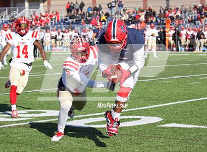 Thumbnail 2 in Everett vs. Central Catholic (MIAA Division 1 North Semifinal) photogallery.