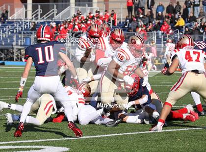 Thumbnail 3 in Everett vs. Central Catholic (MIAA Division 1 North Semifinal) photogallery.