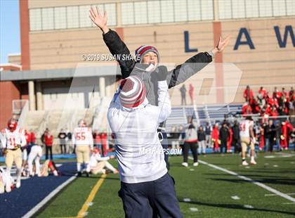 Thumbnail 3 in Everett vs. Central Catholic (MIAA Division 1 North Semifinal) photogallery.