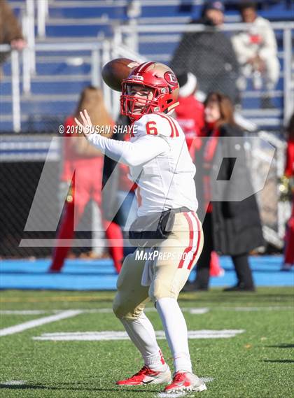 Thumbnail 1 in Everett vs. Central Catholic (MIAA Division 1 North Semifinal) photogallery.
