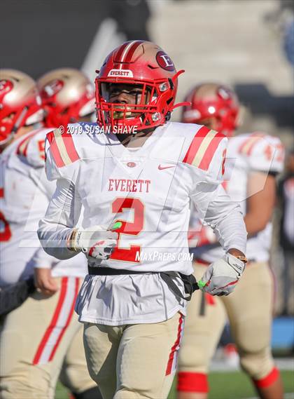 Thumbnail 2 in Everett vs. Central Catholic (MIAA Division 1 North Semifinal) photogallery.